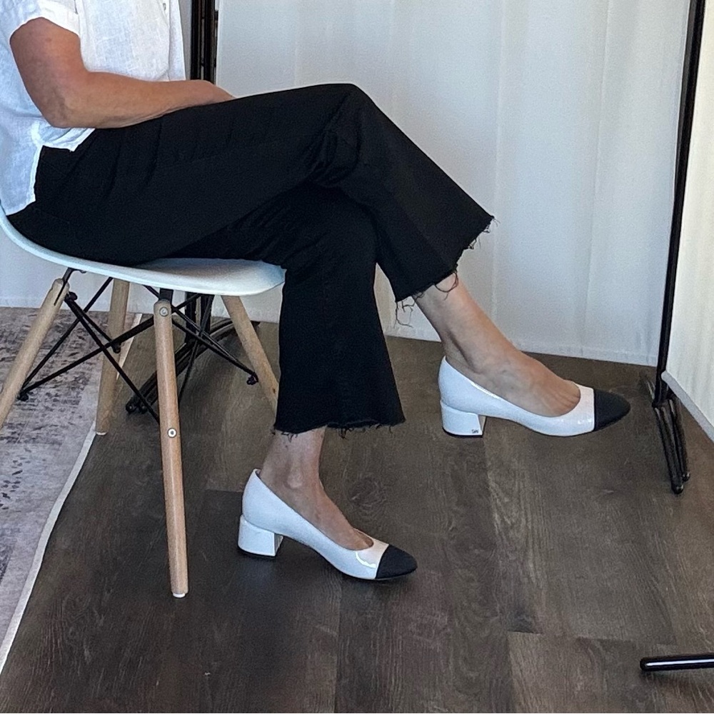 Stewart Weitzman stylish Black and Chalk Women's Shoes